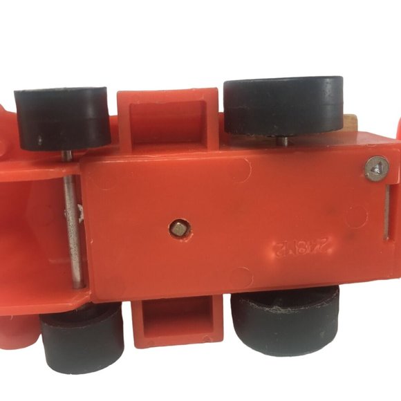 Vintage 1972 Mattel Wind Up Putt Putt Wooden Train Toy Set Random Lot - Picture 9 of 16